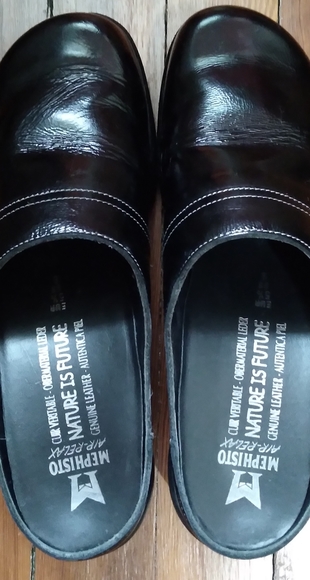 Mephisto Geike clogs, black/ patent leather - Size 8 - Picture 5 of 7